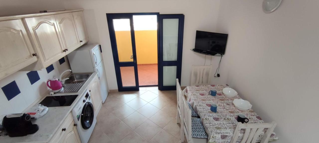 Sal Service New Studio Penthouse Santa Maria Bagian luar foto